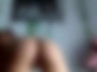 karolsweetvagi's Live Sex Cam Show