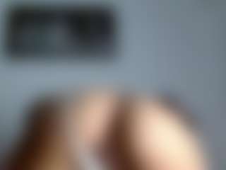 karolsweetvagi's Live Sex Cam Show