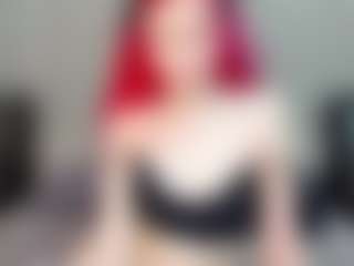 Live cam show with Tori - Red Hair Shaved Pussy on AdultVida.com