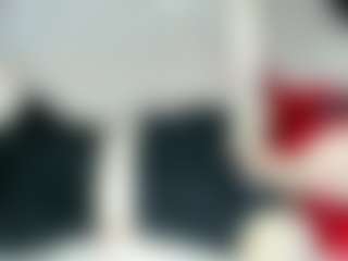 Live cam show with Tori - Teasing on CamClone