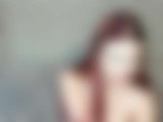 Live cam show with Tori - Curvy Teen (18+) on Milfs Live