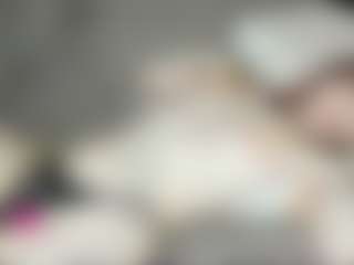 Live cam show with Tori - Green Eyes on camwithhim.com