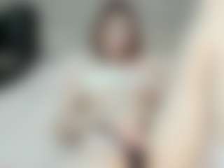 Live cam show with Tori - Red Hair Teen (18+) on liverealitysex.com