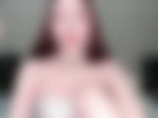 Live cam show with Tori - Green Eyes on Soda Cam