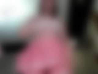 Live cam show with Tori - Nipple Piercings on Soda Cam
