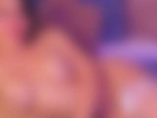MIA SANTA's Live Sex Cam Show