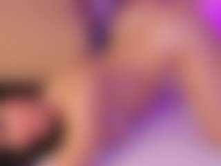 MIA SANTA's Live Sex Cam Show