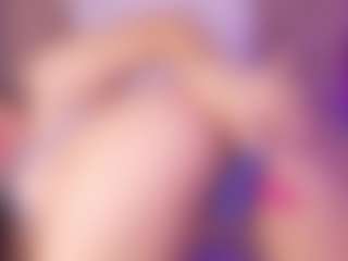 MIA SANTA's Live Sex Cam Show