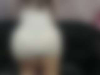 Live cam show with Oliviia-Ch - Hairy Pussy on hrnylive.com