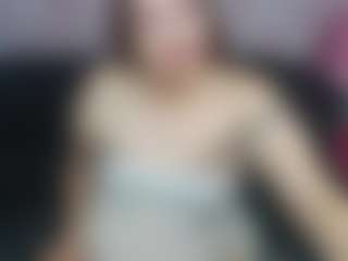 Live cam show with Oliviia-Ch - Facial on Soda Cam
