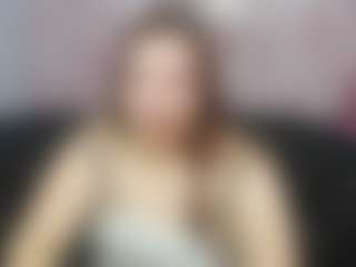 Live cam show with Oliviia-Ch - Mature on livesuperchat.net