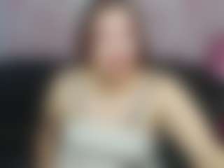 Live cam show with Oliviia-Ch - Mature on PervPlay.com