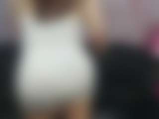 Live cam show with Oliviia-Ch - Small Tits on Milf Play