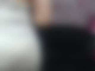 Live cam show with Oliviia-Ch - Red Hair on TastyBlacksLive