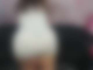 Live cam show with Oliviia-Ch - Red Hair on eurowanks.com