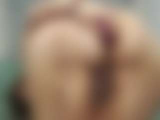 Oliviia-Ch's Live Sex Cam Show