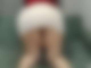 Live cam show with Oliviia-Ch - Red Hair on thefappeningchat.com