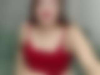 Live cam show with Oliviia-Ch - Facial on Soda Cam