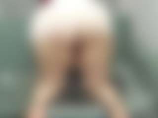 Oliviia-Ch's Live Sex Cam Show