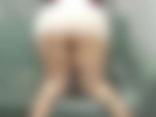 Live cam show with Oliviia-Ch - Facial on https://playwithruby.com