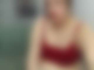 Live cam show with Oliviia-Ch - Public Red Hair on wildcum.com