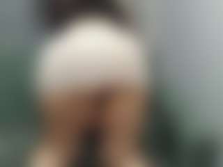 Oliviia-Ch's Live Sex Cam Show
