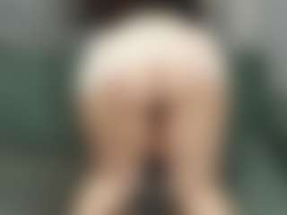 Oliviia-Ch's Live Sex Cam Show
