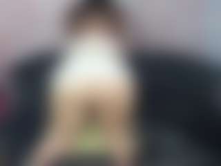 Live cam show with Oliviia-Ch - Facial on Hubzter Live