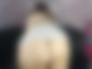 Oliviia-Ch's Live Sex Cam Show