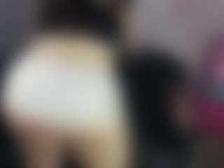 Live cam show with Oliviia-Ch - Mature on xxxlivecams.org