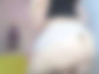Live cam show with Oliviia-Ch - Hairy Pussy on Dare Cams