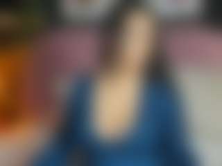 Live cam show with Scarlet - Massage on xDating