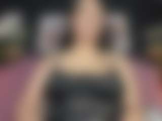 Live cam show with Scarlet - Public on xDating