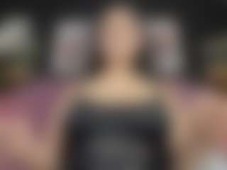 Live cam show with Scarlet - Public Curvy on livesuperchat.net