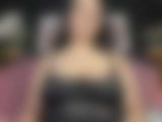 Live cam show with Scarlet - Public Big Tits on livesuperchat.net
