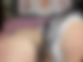 Scarlet's Live Sex Cam Show