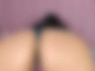 Scarlet's Live Sex Cam Show