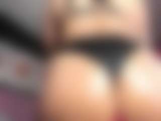 Scarlet's Live Sex Cam Show
