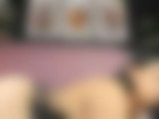 Scarlet's Live Sex Cam Show