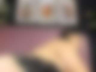 Scarlet's Live Sex Cam Show