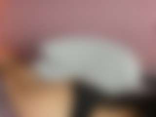 Scarlet's Live Sex Cam Show