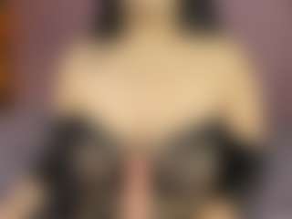Scarlet's Live Sex Cam Show