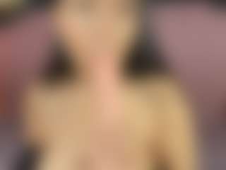 Scarlet's Live Sex Cam Show