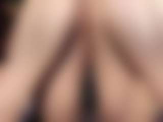 Scarlet's Live Sex Cam Show