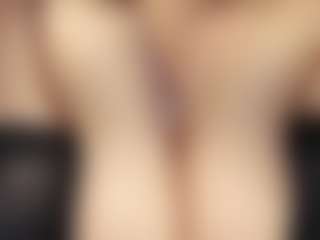 Scarlet's Live Sex Cam Show