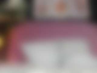 Scarlet's Live Sex Cam Show