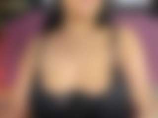 Live cam show with Scarlet - Big Tits on WildCum