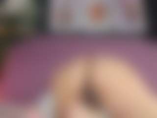 Scarlet's Live Sex Cam Show