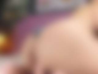 Scarlet's Live Sex Cam Show