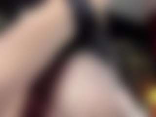 Scarlet's Live Sex Cam Show